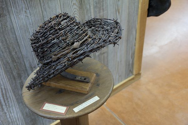 Музей колючей проволоки: история, искусство и память Музей колючей проволоки: история, искусство и память