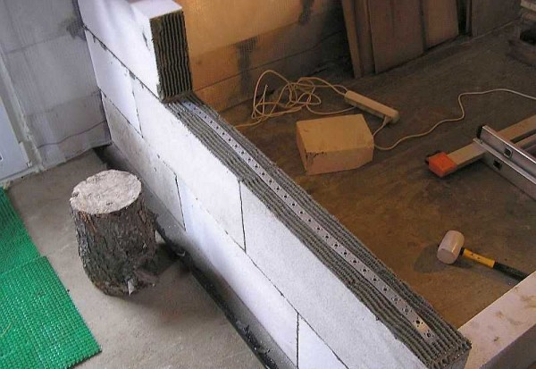 Перегородки из газобетонных блоков своими руками Перегородки из газобетонных блоков своими руками