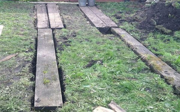 Площадка под автомобиль на даче — делаем стоянку своими руками Площадка под автомобиль на даче — делаем стоянку своими руками