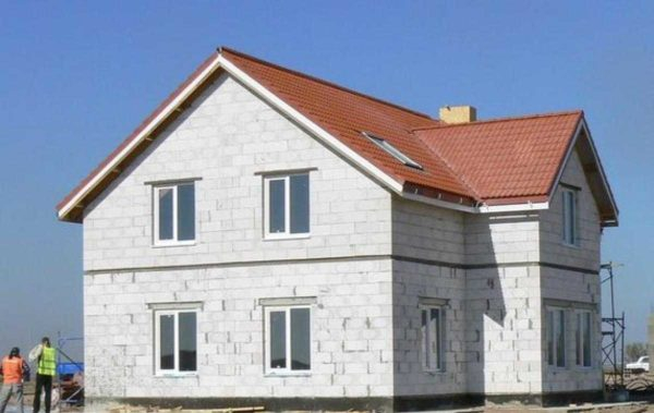 Блоки из газобетона: размеры, плюсы и минусы, характеристики Блоки из газобетона: размеры, плюсы и минусы, характеристики