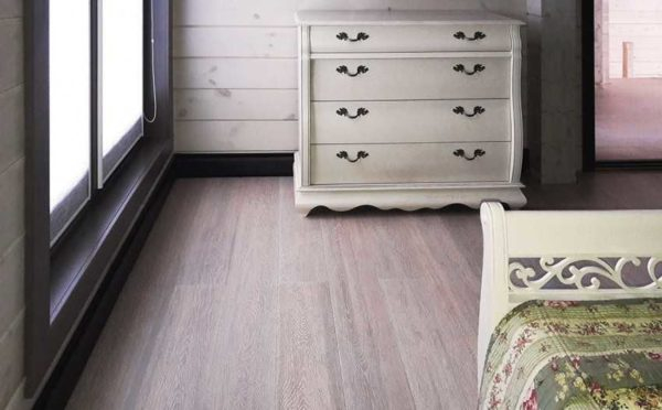 Плинтусное отопление — стоит делать или нет? Плинтусное отопление — стоит делать или нет?