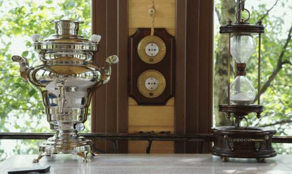 Открытая проводка в стиле ретро