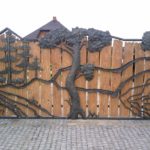 Кованые заборы (ограждения) для частных домов — выбираем свой стиль Кованые заборы (ограждения) для частных домов — выбираем свой стиль