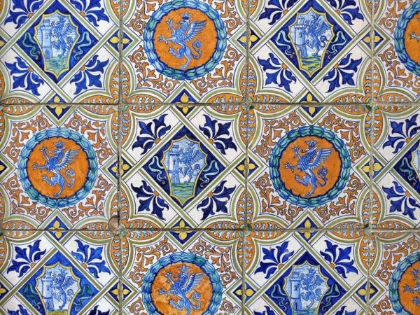 Как отделать камин: штукатурка, облицовка плиткой, камнем Как отделать камин: штукатурка, облицовка плиткой, камнем