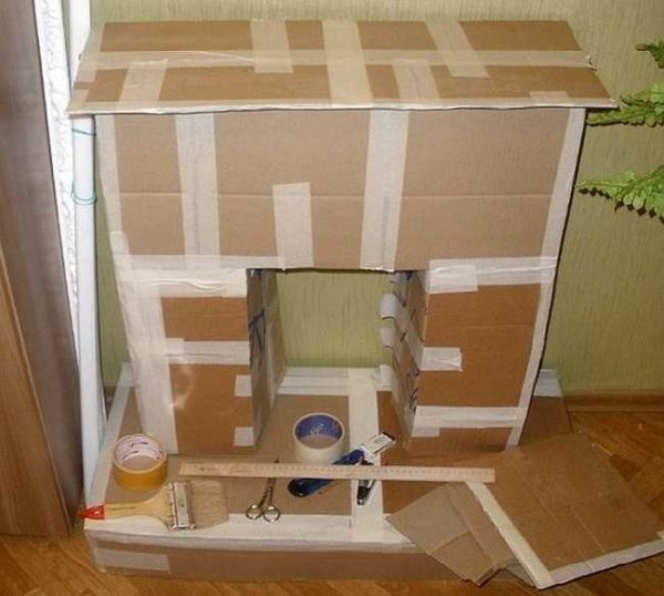 Картонный камин из коробок своими руками Картонный камин из коробок своими руками