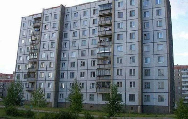 Сталинские, хрущевские и брежневские дома. В чем отличия и какие лучше Сталинские, хрущевские и брежневские дома. В чем отличия и какие лучше