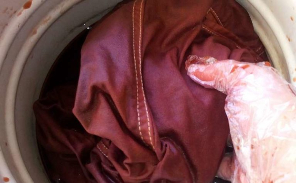 Окрашивание одежды дома: красители, способы покраски Окрашивание одежды дома: красители, способы покраски